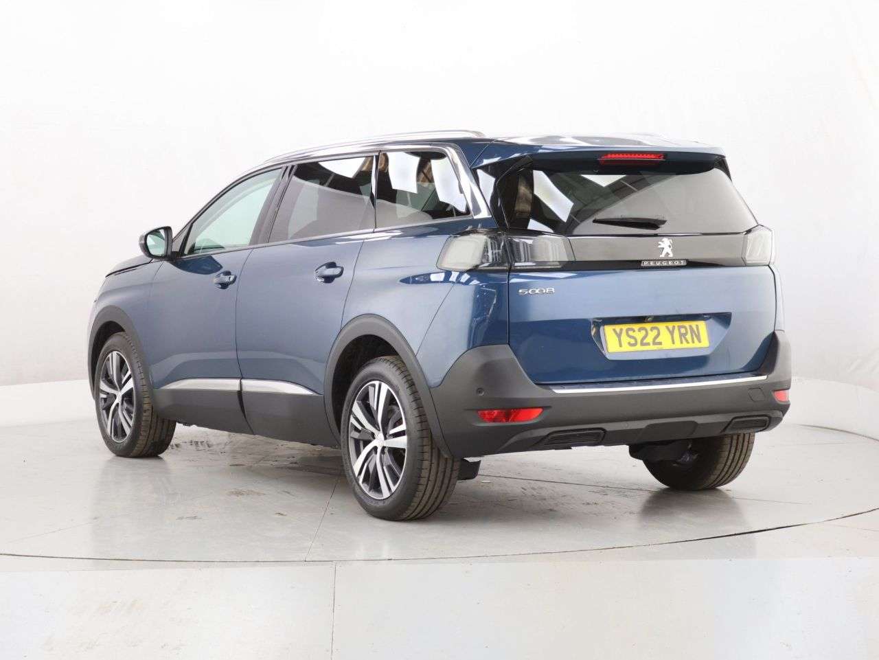 2022 PEUGEOT 5008 2022 PEUGEOT 5008