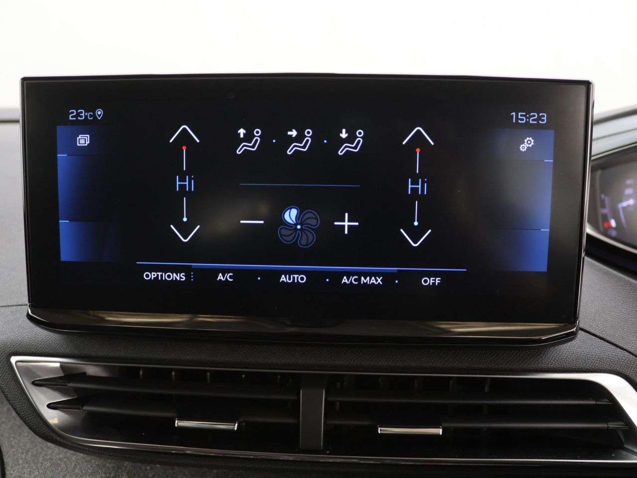 2022 PEUGEOT 5008 2022 PEUGEOT 5008