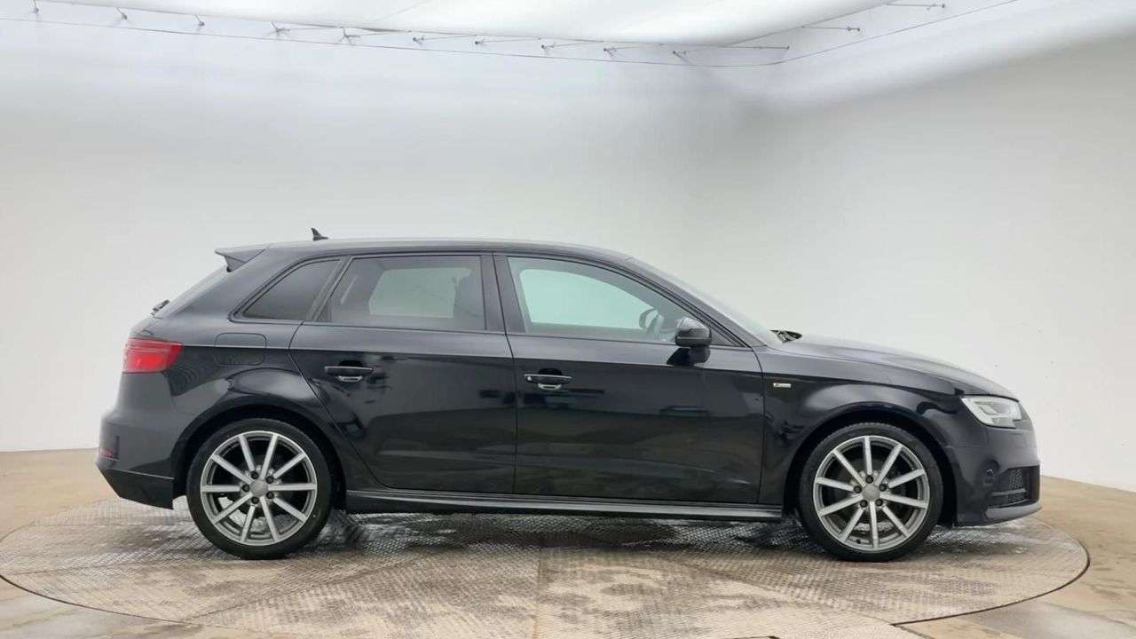 A 2019 AUDI A3 1.6 TDI 30 Black Edition Sportback 5dr Diesel Manual Euro 6 (s/s) (116 ps) A 2019 AUDI A3 1.6 TDI 30 Black Edition Sportback 5dr Diesel Manual Euro 6 (s/s) (116 ps)