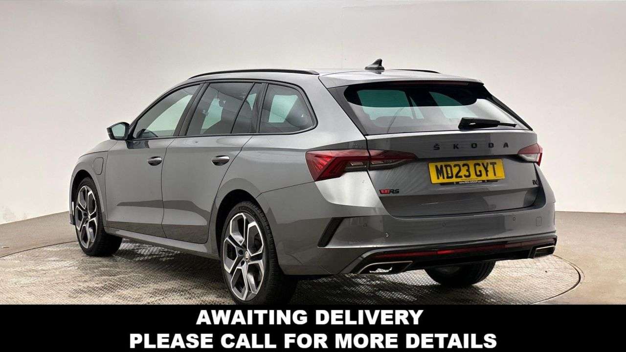 A 2023 SKODA OCTAVIA 1.4 TSI iV 13kWh vRS Estate 5dr Petrol Plug-in Hybrid DSG Euro 6 (s/s) (245 A 2023 SKODA OCTAVIA 1.4 TSI iV 13kWh vRS Estate 5dr Petrol Plug-in Hybrid DSG Euro 6 (s/s) (245