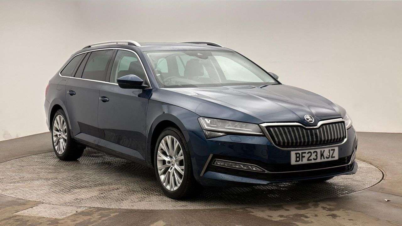 A 2023 SKODA SUPERB 1.4 TSI iV 13kWh SE L Estate 5dr Petrol Plug-in Hybrid DSG Euro 6 (s/s) (21 A 2023 SKODA SUPERB 1.4 TSI iV 13kWh SE L Estate 5dr Petrol Plug-in Hybrid DSG Euro 6 (s/s) (21