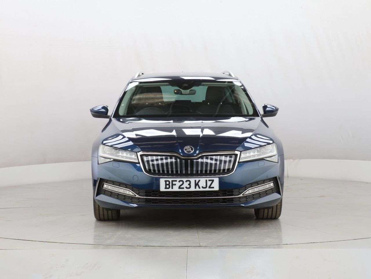 A 2023 SKODA SUPERB 1.4 TSI iV 13kWh SE L Estate 5dr Petrol Plug-in Hybrid DSG Euro 6 (s/s) (21 A 2023 SKODA SUPERB 1.4 TSI iV 13kWh SE L Estate 5dr Petrol Plug-in Hybrid DSG Euro 6 (s/s) (21
