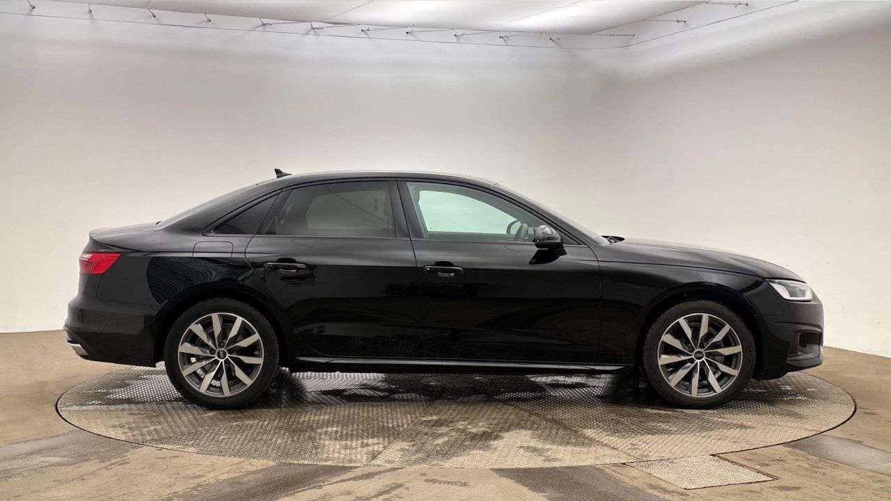 A 2022 AUDI A4 2.0 TFSI 35 Sport Edition Saloon 4dr Petrol S Tronic Euro 6 (s/s) (150 ps) A 2022 AUDI A4 2.0 TFSI 35 Sport Edition Saloon 4dr Petrol S Tronic Euro 6 (s/s) (150 ps)