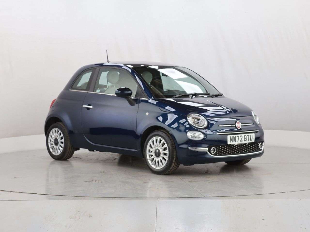 A 2022 FIAT 500 1.0 MHEV Dolcevita Hatchback 3dr Petrol Manual Euro 6 (s/s) (70 bhp) A 2022 FIAT 500 1.0 MHEV Dolcevita Hatchback 3dr Petrol Manual Euro 6 (s/s) (70 bhp)