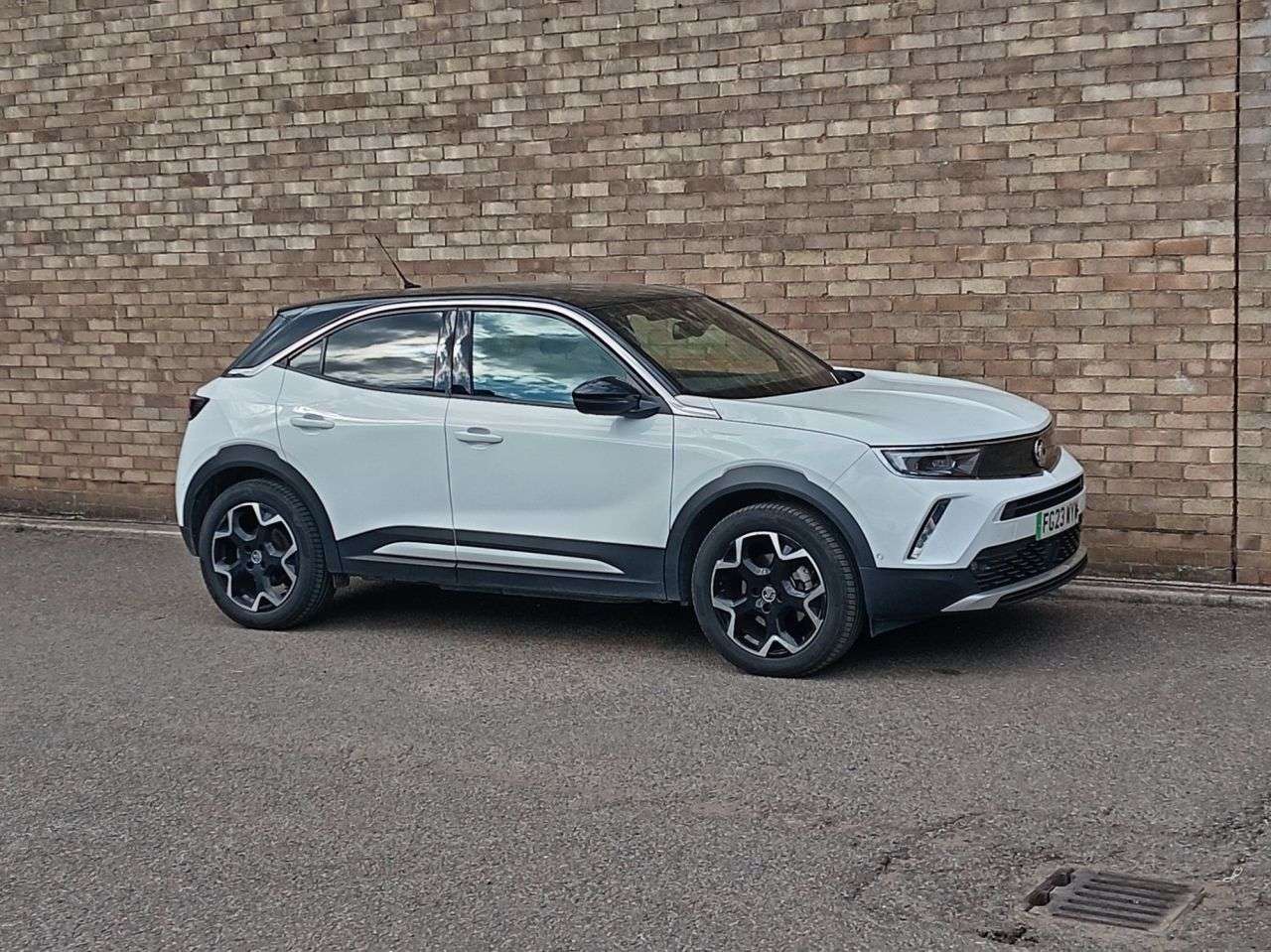 A 2023 VAUXHALL MOKKA ELECTRIC 50kWh Ultimate SUV 5dr Electric Auto (136 ps) A 2023 VAUXHALL MOKKA ELECTRIC 50kWh Ultimate SUV 5dr Electric Auto (136 ps)