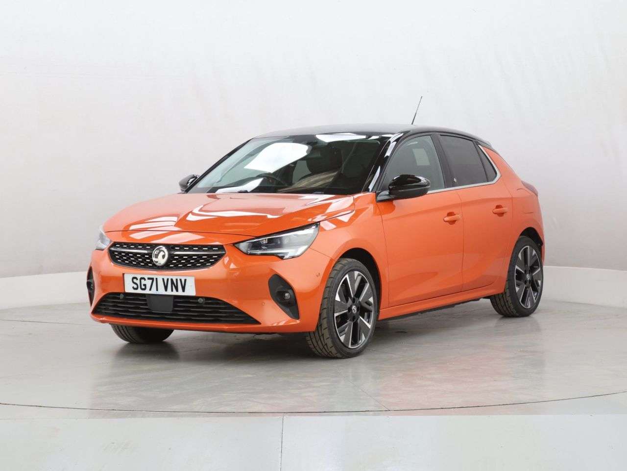 A 2021 VAUXHALL CORSA 50kWh Elite Premium Hatchback 5dr Electric Auto (136 ps) A 2021 VAUXHALL CORSA 50kWh Elite Premium Hatchback 5dr Electric Auto (136 ps)