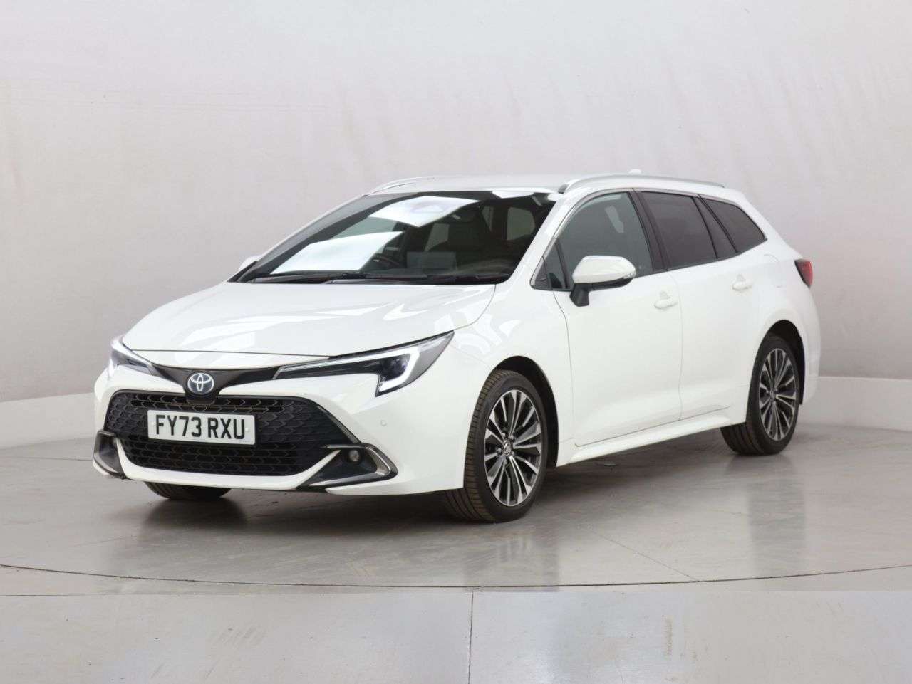 A 2023 TOYOTA COROLLA 1.8 VVT-h Design Touring Sports 5dr Petrol Hybrid CVT Euro 6 (s/s) (140 ps) A 2023 TOYOTA COROLLA 1.8 VVT-h Design Touring Sports 5dr Petrol Hybrid CVT Euro 6 (s/s) (140 ps)