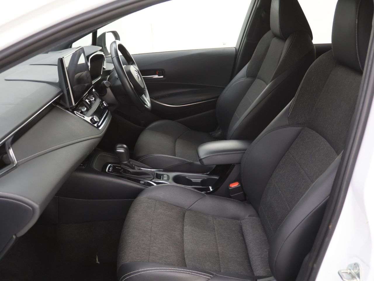 2023 TOYOTA COROLLA 2023 TOYOTA COROLLA