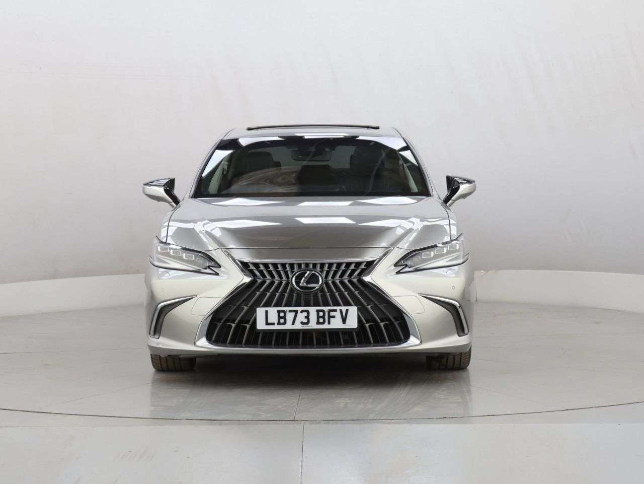 A 2023 LEXUS ES 2.5 300h Saloon 4dr Petrol Hybrid E-CVT Euro 6 (s/s) (218 ps) A 2023 LEXUS ES 2.5 300h Saloon 4dr Petrol Hybrid E-CVT Euro 6 (s/s) (218 ps)