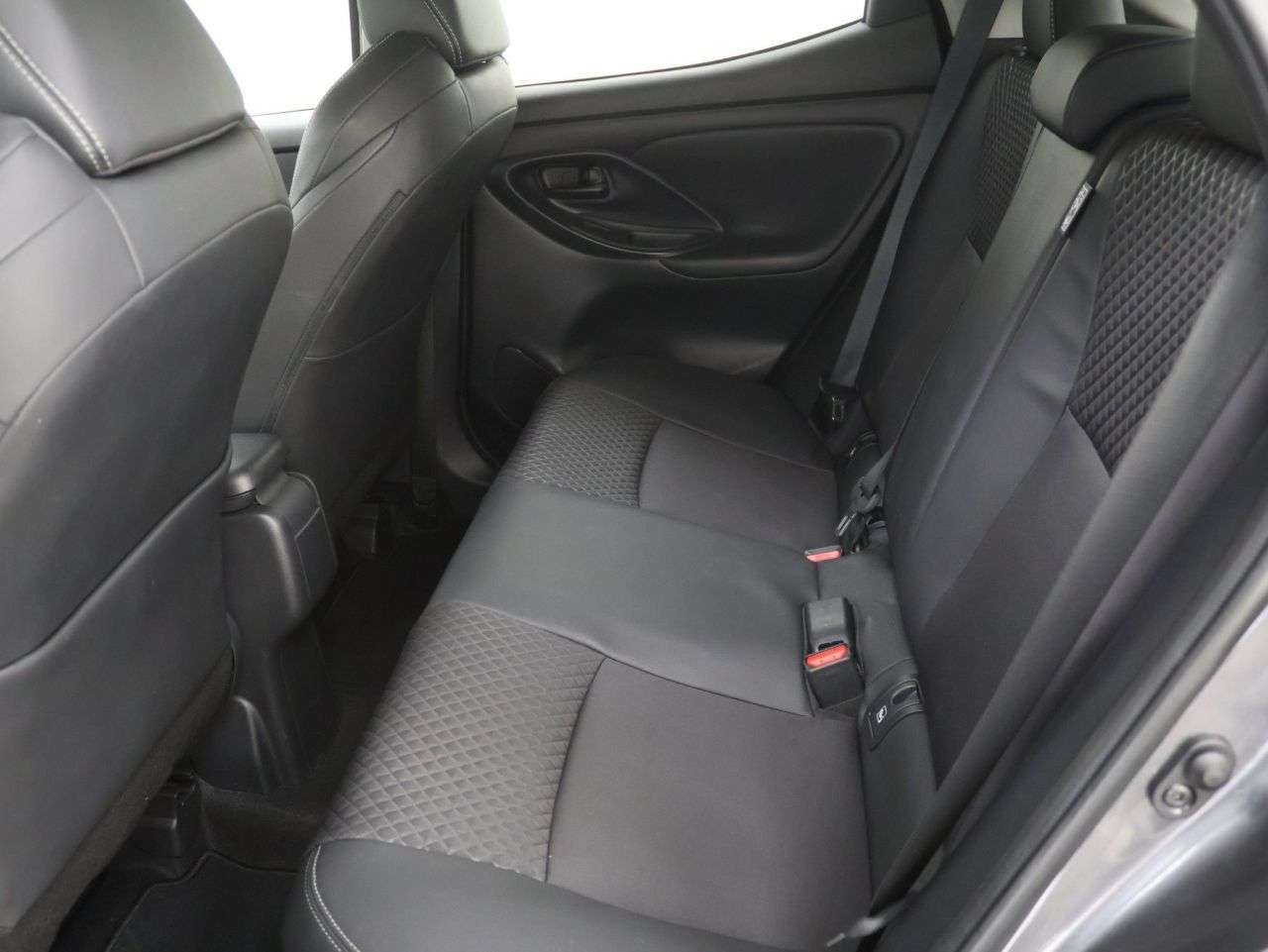 2023 MAZDA MAZDA2 HYBRID 2023 MAZDA MAZDA2 HYBRID