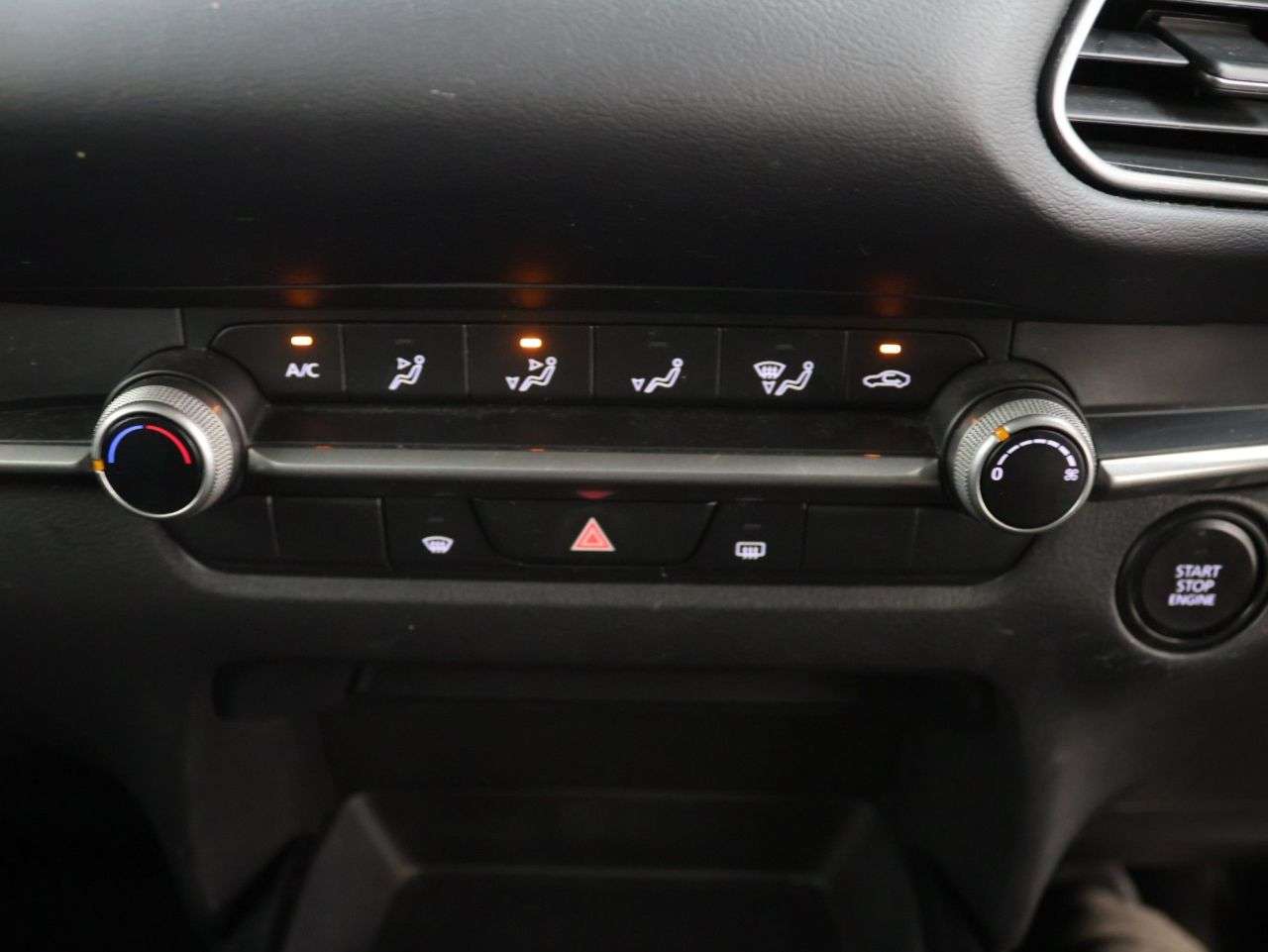 2022 MAZDA CX-30 2022 MAZDA CX-30