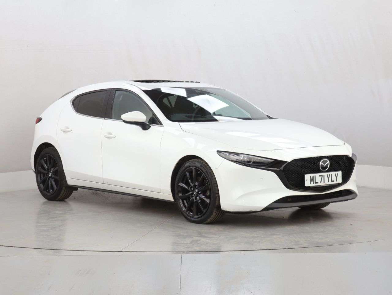 A 2021 MAZDA MAZDA3 2.0 e-SKYACTIV-X MHEV Sport Lux Hatchback 5dr Petrol Manual Euro 6 (s/s) (1 A 2021 MAZDA MAZDA3 2.0 e-SKYACTIV-X MHEV Sport Lux Hatchback 5dr Petrol Manual Euro 6 (s/s) (1
