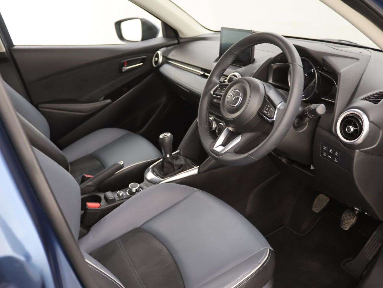 2022 MAZDA MAZDA2 2022 MAZDA MAZDA2