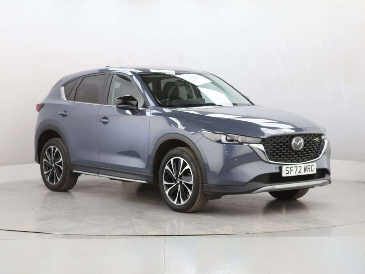 A 2022 MAZDA CX-5 2.0 SKYACTIV-G Newground SUV 5dr Petrol Manual Euro 6 (s/s) (165 ps) A 2022 MAZDA CX-5 2.0 SKYACTIV-G Newground SUV 5dr Petrol Manual Euro 6 (s/s) (165 ps)