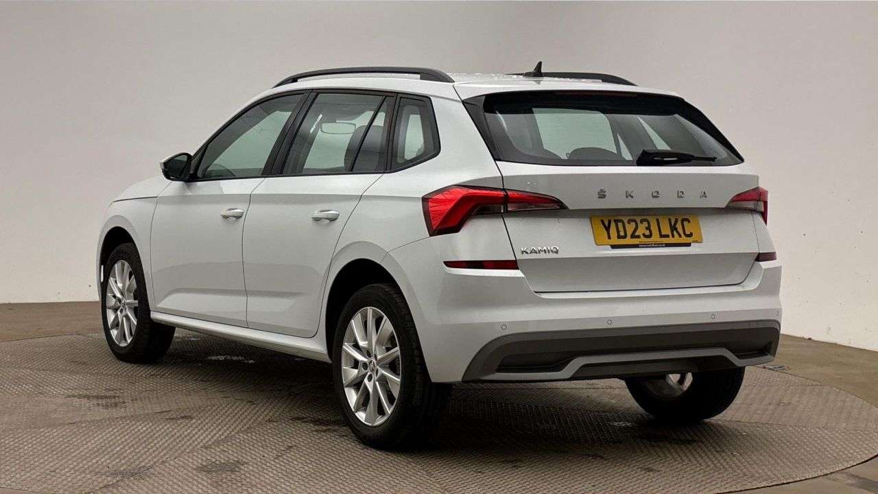 A 2023 SKODA KAMIQ 1.0 TSI SE SUV 5dr Petrol Manual Euro 6 (s/s) (95 ps) A 2023 SKODA KAMIQ 1.0 TSI SE SUV 5dr Petrol Manual Euro 6 (s/s) (95 ps)