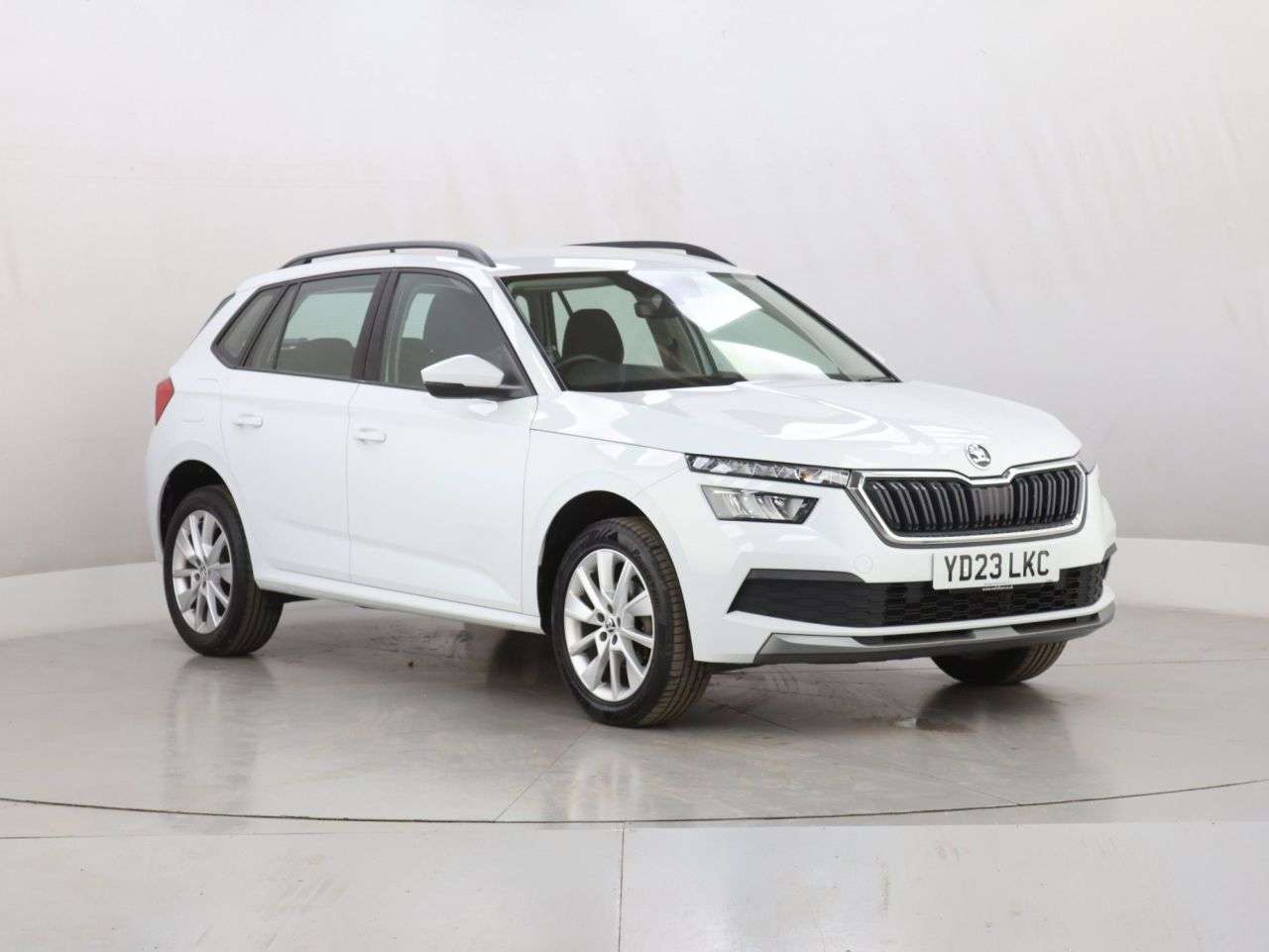A 2023 SKODA KAMIQ 1.0 TSI SE SUV 5dr Petrol Manual Euro 6 (s/s) (95 ps) A 2023 SKODA KAMIQ 1.0 TSI SE SUV 5dr Petrol Manual Euro 6 (s/s) (95 ps)