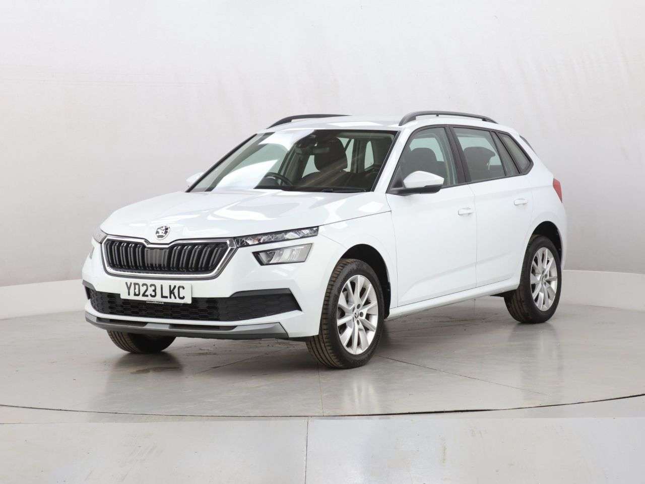 A 2023 SKODA KAMIQ 1.0 TSI SE SUV 5dr Petrol Manual Euro 6 (s/s) (95 ps) A 2023 SKODA KAMIQ 1.0 TSI SE SUV 5dr Petrol Manual Euro 6 (s/s) (95 ps)