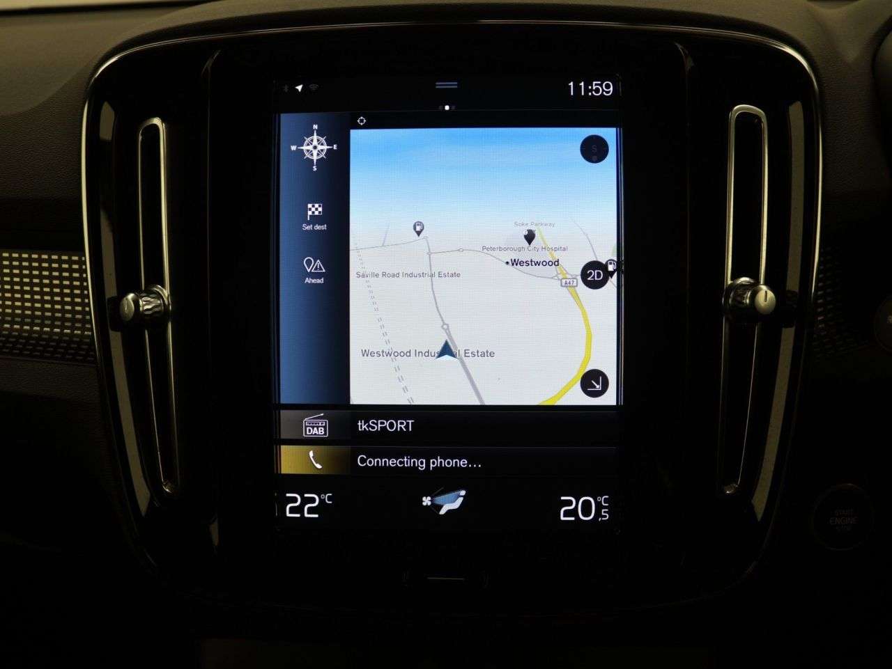 2021 VOLVO XC40 2021 VOLVO XC40