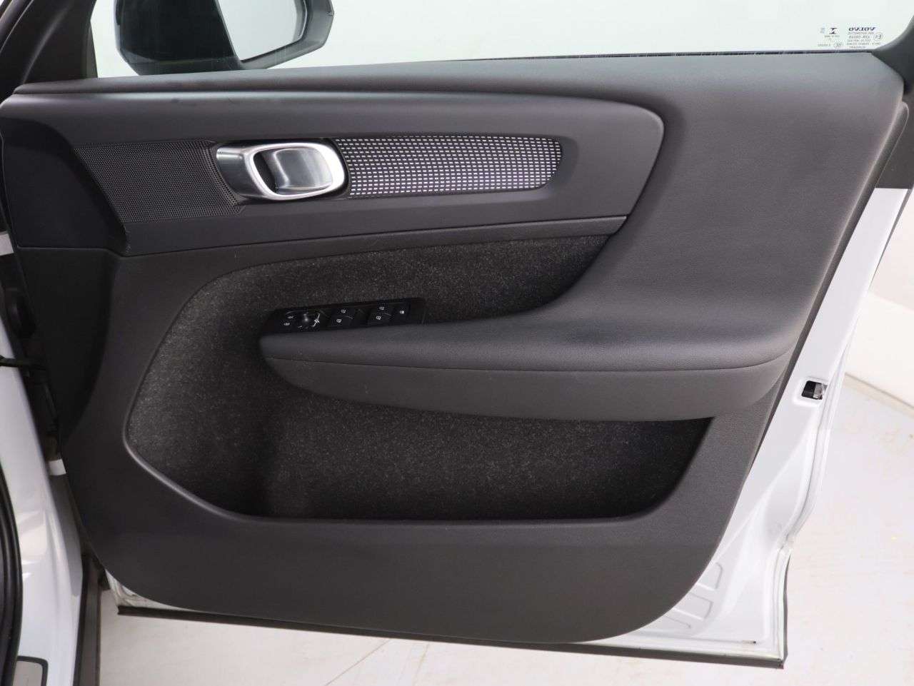 2021 VOLVO XC40 2021 VOLVO XC40