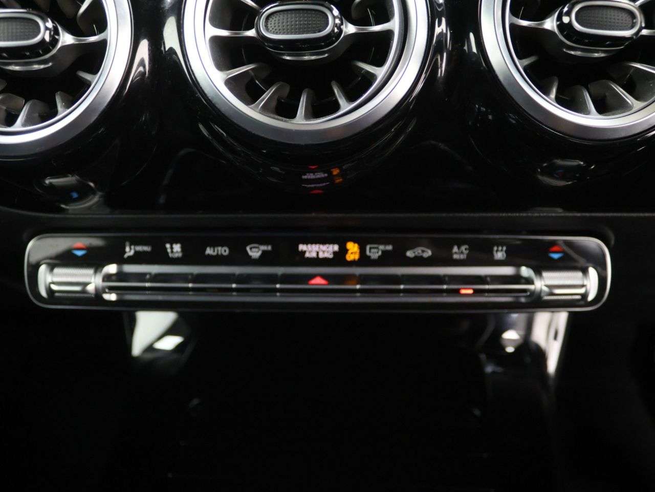 2022 MERCEDES-BENZ A CLASS 2022 MERCEDES-BENZ A CLASS