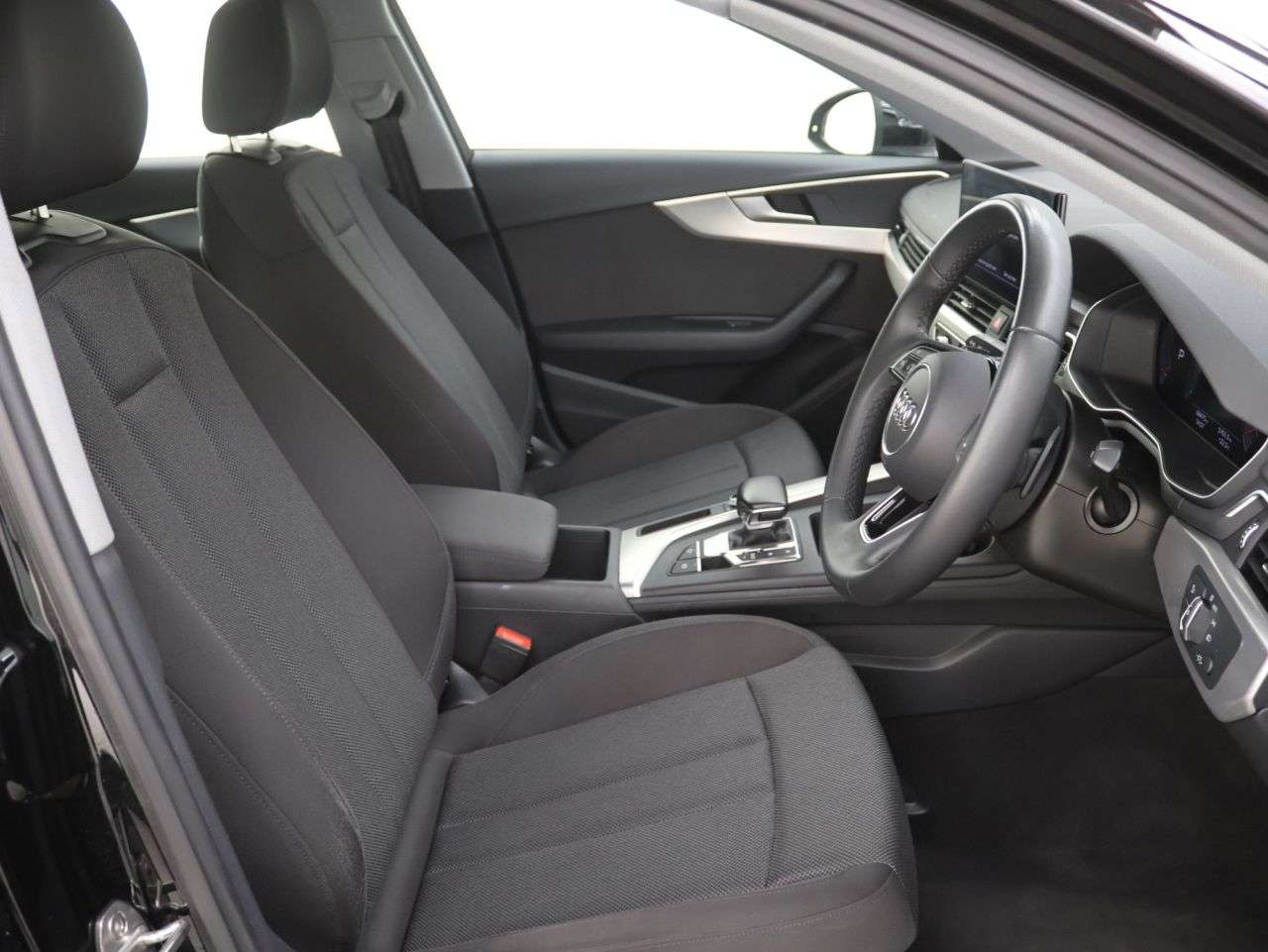 2023 AUDI A4 2023 AUDI A4