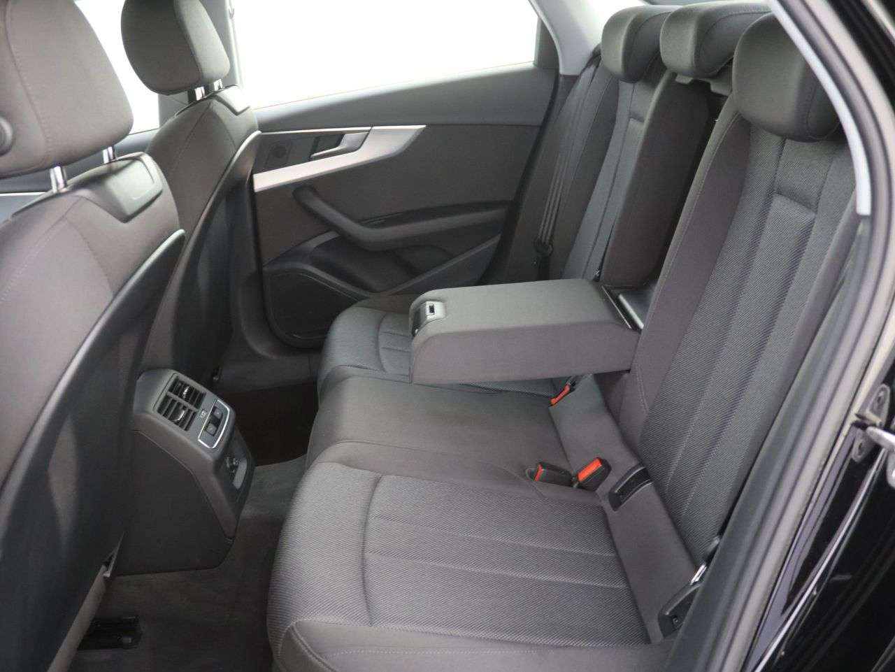 2023 AUDI A4 2023 AUDI A4