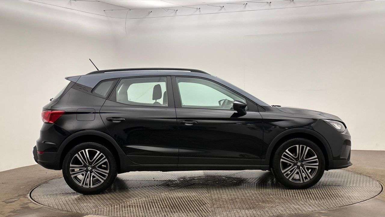 A 2023 SEAT ARONA 1.0 TSI EVO SE SUV 5dr Petrol Manual Euro 6 (s/s) (95 ps) A 2023 SEAT ARONA 1.0 TSI EVO SE SUV 5dr Petrol Manual Euro 6 (s/s) (95 ps)