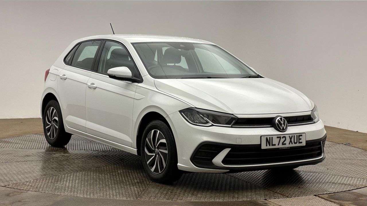 A 2022 VOLKSWAGEN POLO 1.0 TSI Life Hatchback 5dr Petrol Manual Euro 6 (s/s) (95 ps) A 2022 VOLKSWAGEN POLO 1.0 TSI Life Hatchback 5dr Petrol Manual Euro 6 (s/s) (95 ps)