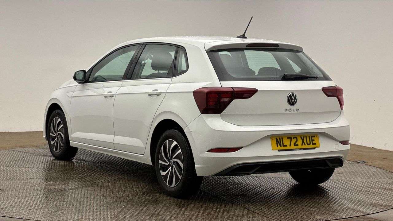 A 2022 VOLKSWAGEN POLO 1.0 TSI Life Hatchback 5dr Petrol Manual Euro 6 (s/s) (95 ps) A 2022 VOLKSWAGEN POLO 1.0 TSI Life Hatchback 5dr Petrol Manual Euro 6 (s/s) (95 ps)