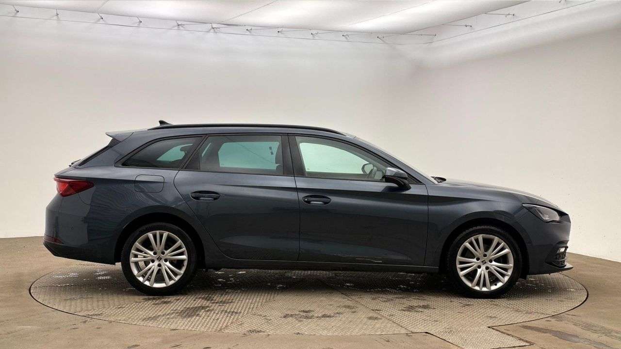 A 2023 SEAT LEON 1.5 TSI EVO SE Dynamic Estate 5dr Petrol Manual Euro 6 (s/s) (130 ps) A 2023 SEAT LEON 1.5 TSI EVO SE Dynamic Estate 5dr Petrol Manual Euro 6 (s/s) (130 ps)