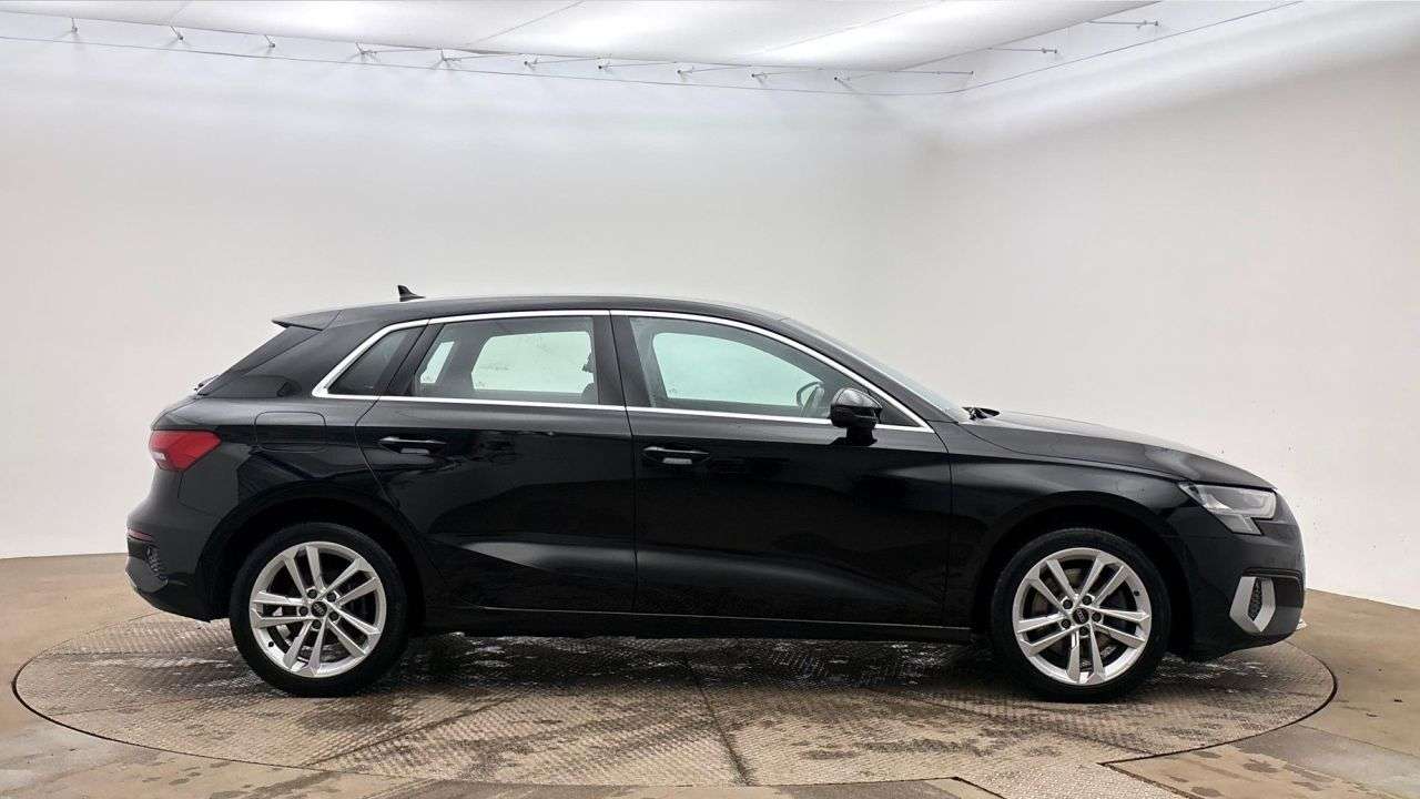 A 2022 AUDI A3 1.4 TFSIe 40 Sport Sportback 5dr Petrol Plug-in Hybrid S Tronic Euro 6 (s/s A 2022 AUDI A3 1.4 TFSIe 40 Sport Sportback 5dr Petrol Plug-in Hybrid S Tronic Euro 6 (s/s