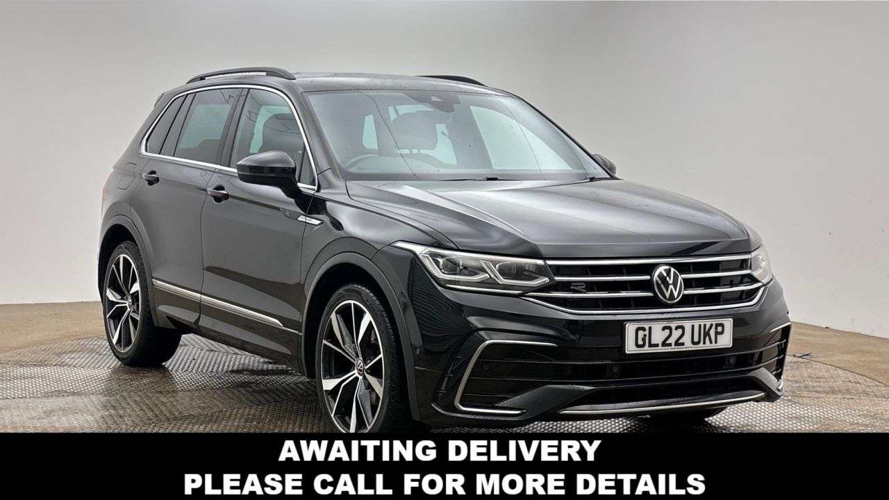 A 2022 VOLKSWAGEN TIGUAN 2.0 TDI R-Line SUV 5dr Diesel DSG Euro 6 (s/s) (150 ps) A 2022 VOLKSWAGEN TIGUAN 2.0 TDI R-Line SUV 5dr Diesel DSG Euro 6 (s/s) (150 ps)