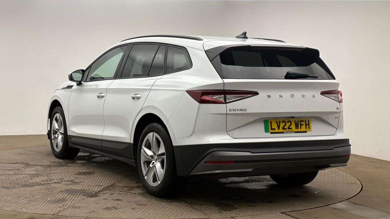 A 2022 SKODA ENYAQ iV 62kWh 60 SUV 5dr Electric Auto (DC120kW) (179 ps) A 2022 SKODA ENYAQ iV 62kWh 60 SUV 5dr Electric Auto (DC120kW) (179 ps)