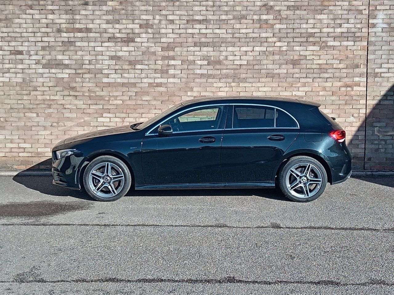 A 2021 MERCEDES-BENZ A CLASS 1.3 A250e 15.6kWh AMG Line Hatchback 5dr Petrol Plug-in Hybrid 8G-DCT Euro A 2021 MERCEDES-BENZ A CLASS 1.3 A250e 15.6kWh AMG Line Hatchback 5dr Petrol Plug-in Hybrid 8G-DCT Euro
