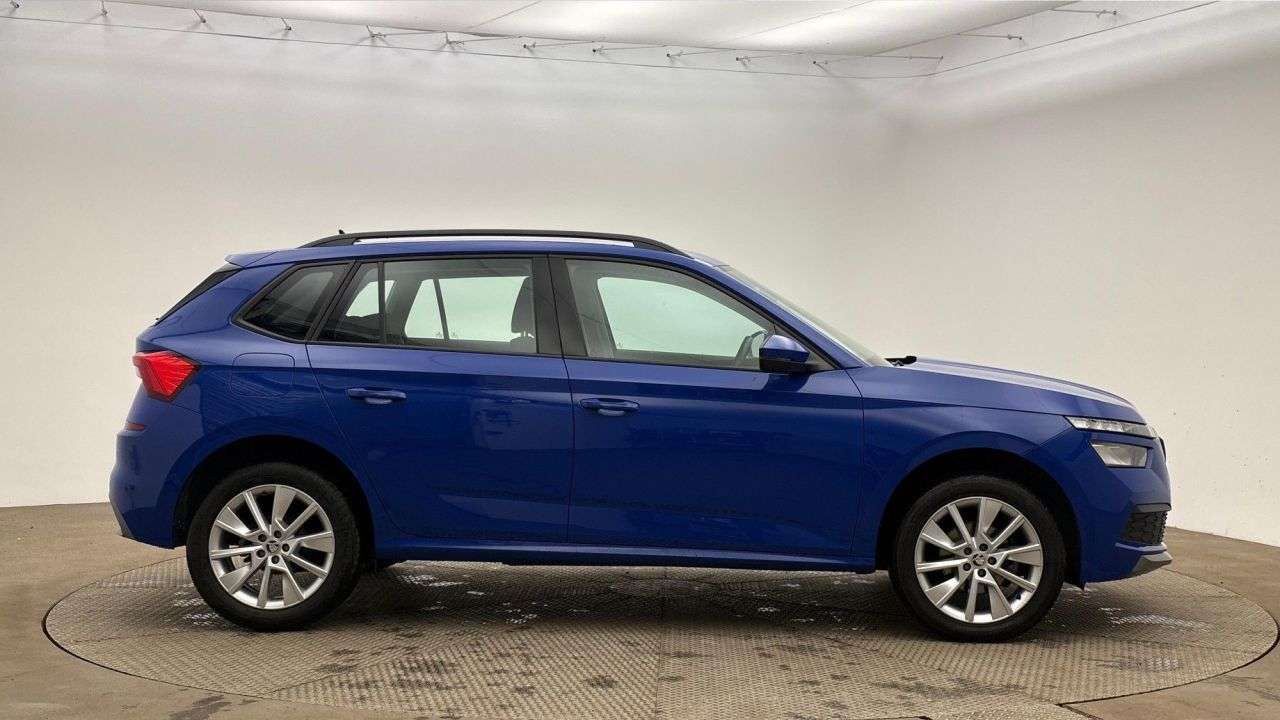 A 2023 SKODA KAMIQ 1.0 TSI SE SUV 5dr Petrol DSG Euro 6 (s/s) (110 ps) A 2023 SKODA KAMIQ 1.0 TSI SE SUV 5dr Petrol DSG Euro 6 (s/s) (110 ps)