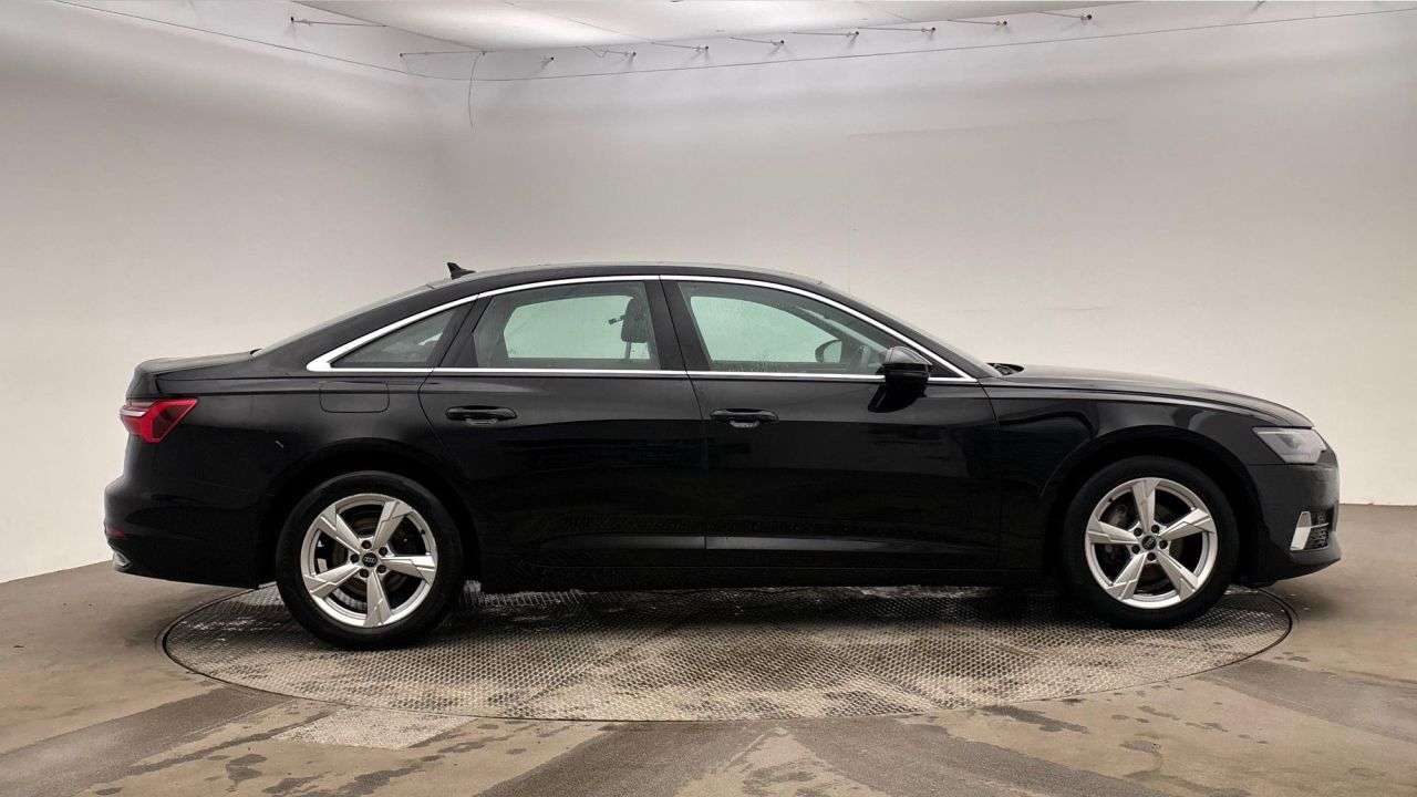 A 2022 AUDI A6 SALOON 2.0 TFSI 40 Sport Saloon 4dr Petrol S Tronic Euro 6 (s/s) (204 ps) A 2022 AUDI A6 SALOON 2.0 TFSI 40 Sport Saloon 4dr Petrol S Tronic Euro 6 (s/s) (204 ps)