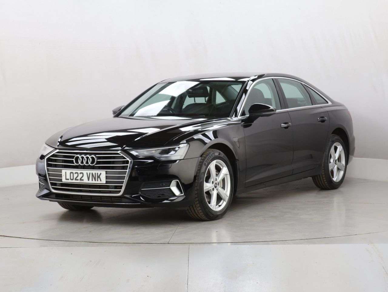 A 2022 AUDI A6 SALOON 2.0 TFSI 40 Sport Saloon 4dr Petrol S Tronic Euro 6 (s/s) (204 ps) A 2022 AUDI A6 SALOON 2.0 TFSI 40 Sport Saloon 4dr Petrol S Tronic Euro 6 (s/s) (204 ps)