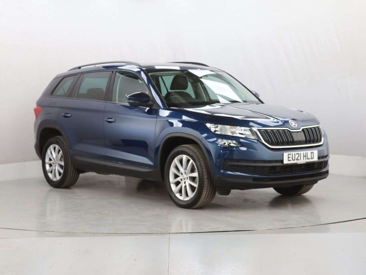 A 2021 SKODA KODIAQ 1.5 TSI ACT SE SUV 5dr Petrol Manual Euro 6 (s/s) (7 Seat) (150 ps) A 2021 SKODA KODIAQ 1.5 TSI ACT SE SUV 5dr Petrol Manual Euro 6 (s/s) (7 Seat) (150 ps)