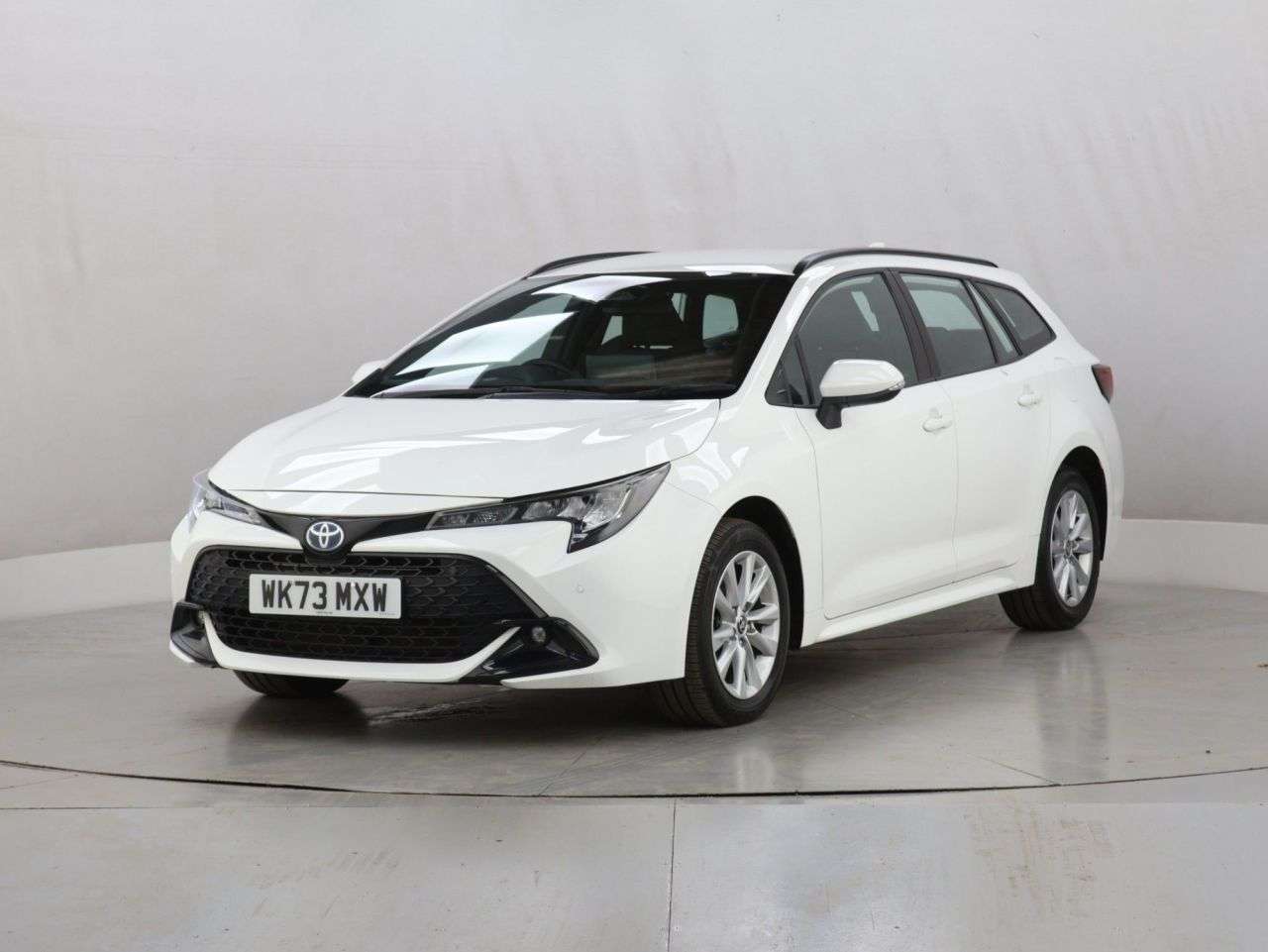 A 2023 TOYOTA COROLLA 1.8 VVT-h Icon Touring Sports 5dr Petrol Hybrid CVT Euro 6 (s/s) (140 ps) A 2023 TOYOTA COROLLA 1.8 VVT-h Icon Touring Sports 5dr Petrol Hybrid CVT Euro 6 (s/s) (140 ps)