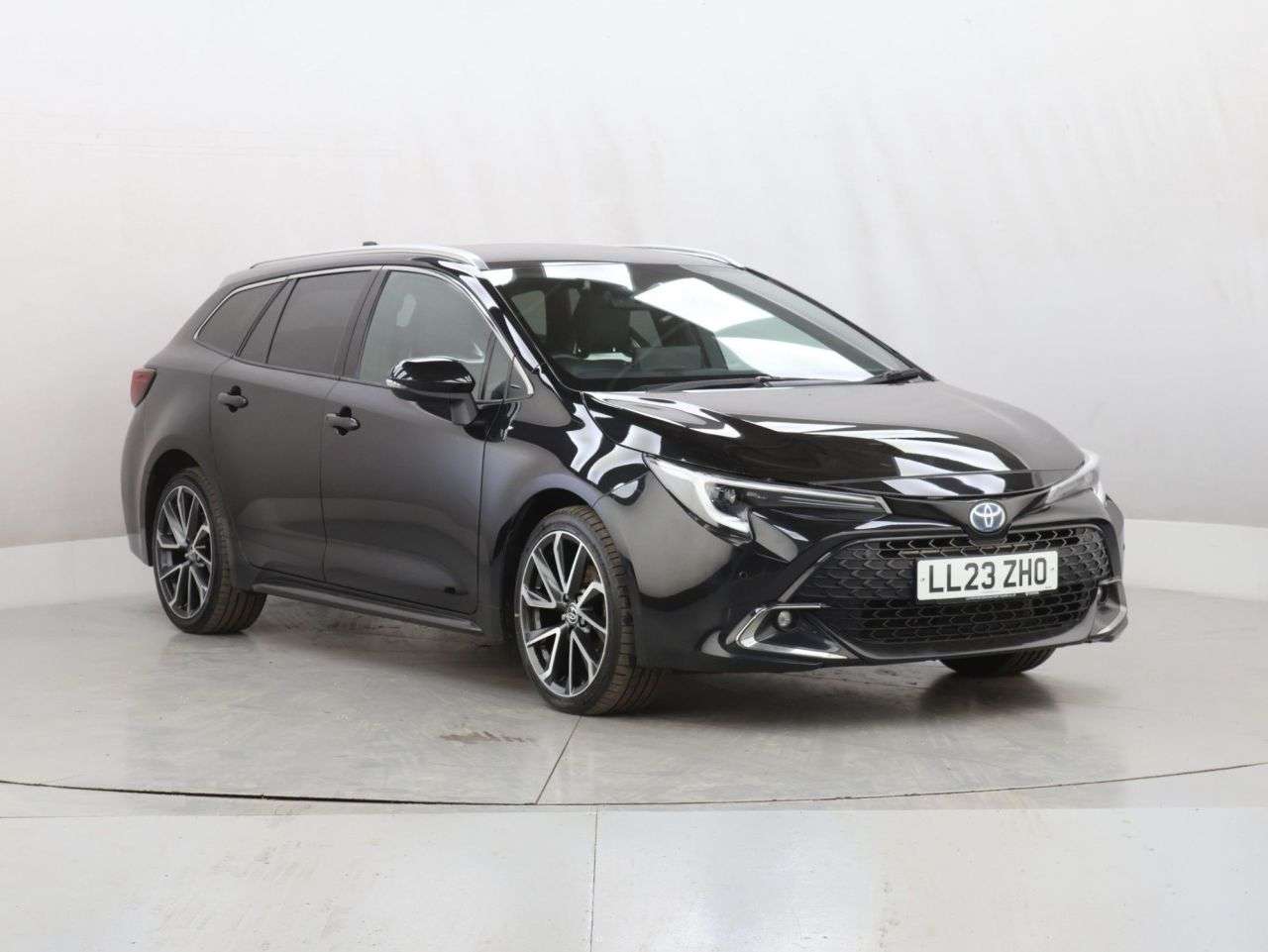 A 2023 TOYOTA COROLLA 1.8 VVT-h Excel Touring Sports 5dr Petrol Hybrid CVT Euro 6 (s/s) (140 ps) A 2023 TOYOTA COROLLA 1.8 VVT-h Excel Touring Sports 5dr Petrol Hybrid CVT Euro 6 (s/s) (140 ps)