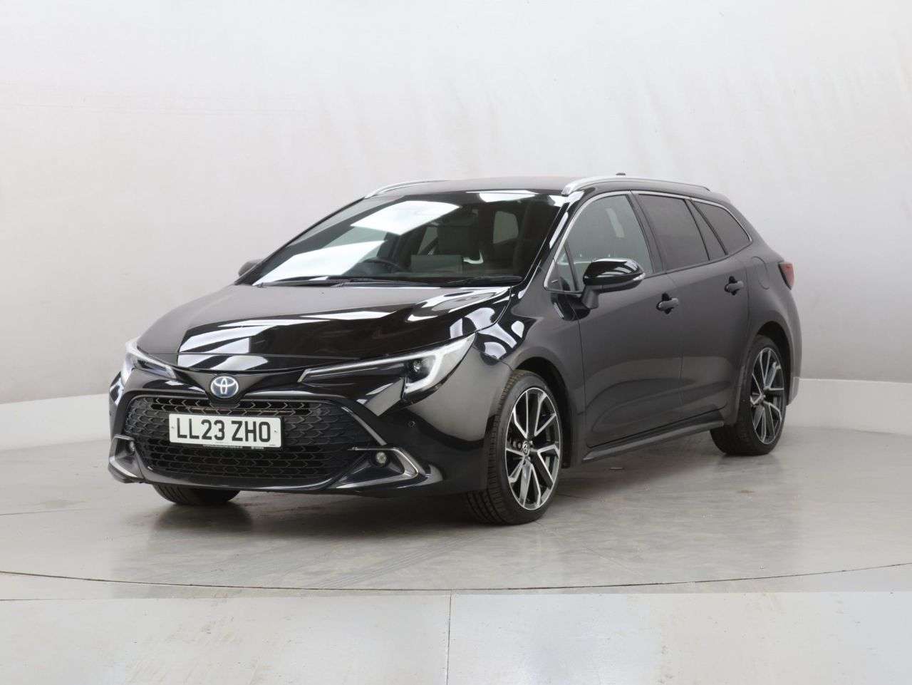 A 2023 TOYOTA COROLLA 1.8 VVT-h Excel Touring Sports 5dr Petrol Hybrid CVT Euro 6 (s/s) (140 ps) A 2023 TOYOTA COROLLA 1.8 VVT-h Excel Touring Sports 5dr Petrol Hybrid CVT Euro 6 (s/s) (140 ps)