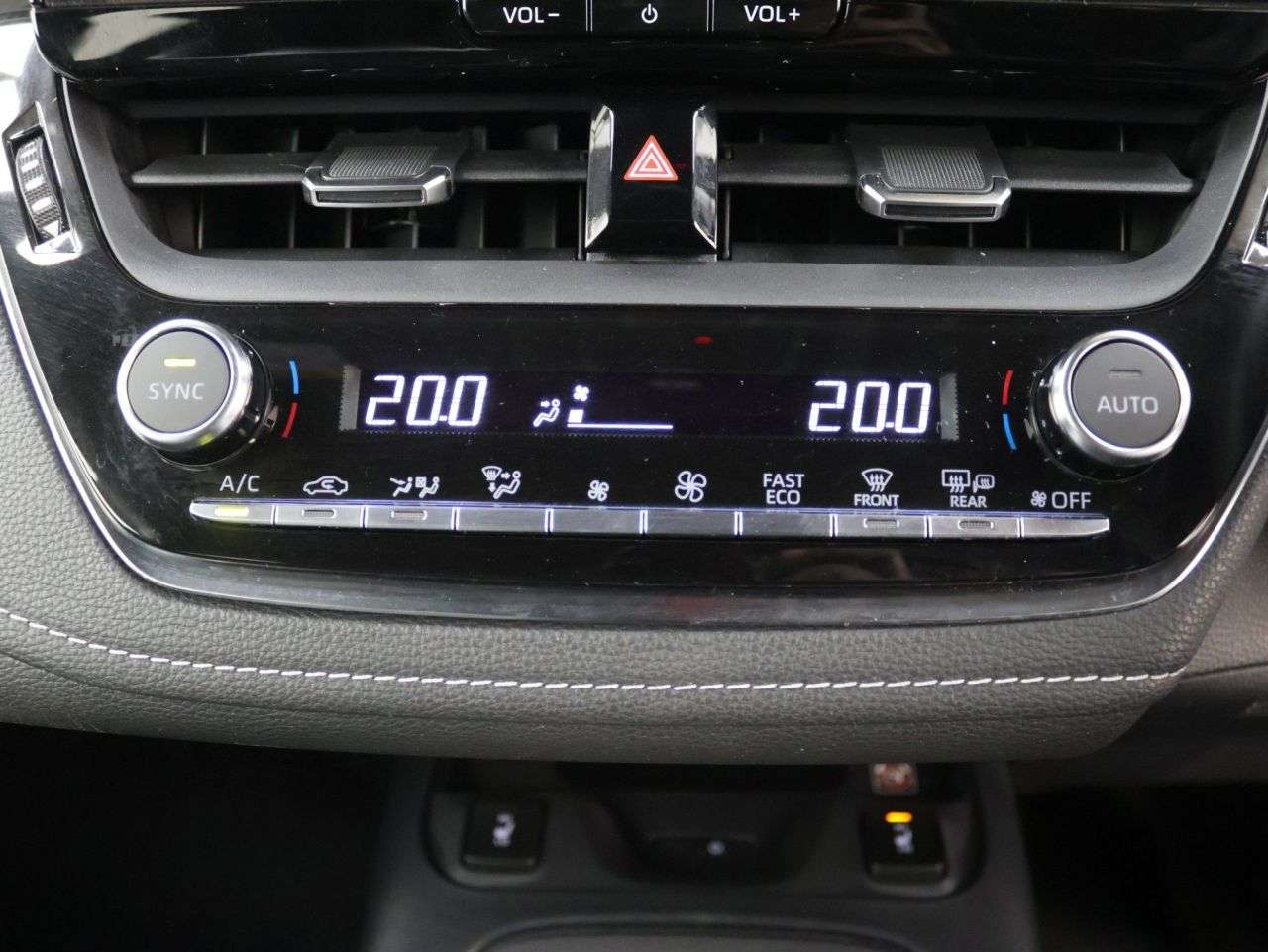 2023 TOYOTA COROLLA 2023 TOYOTA COROLLA