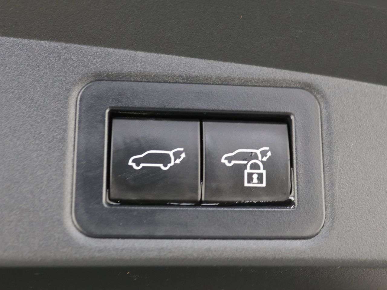 2023 TOYOTA COROLLA 2023 TOYOTA COROLLA