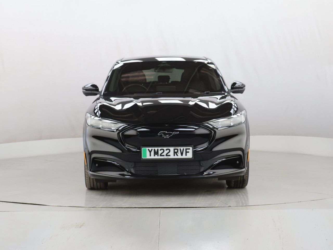 A 2022 FORD MUSTANG MACH-E Extended Range 91kWh SUV 5dr Electric Automatic AWD (351 ps) A 2022 FORD MUSTANG MACH-E Extended Range 91kWh SUV 5dr Electric Automatic AWD (351 ps)