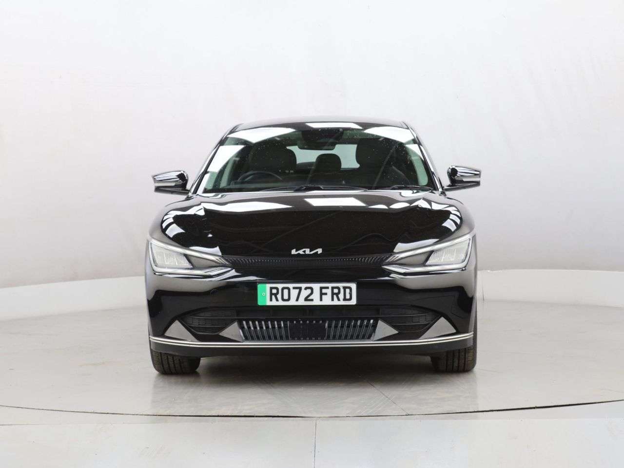 A 2022 KIA EV6 77.4kWh Air Hatchback 5dr Electric Auto (225 bhp) A 2022 KIA EV6 77.4kWh Air Hatchback 5dr Electric Auto (225 bhp)