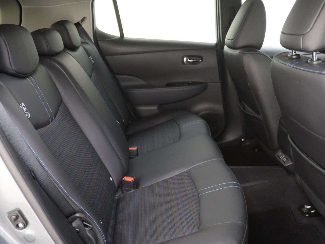 2023 NISSAN LEAF 2023 NISSAN LEAF