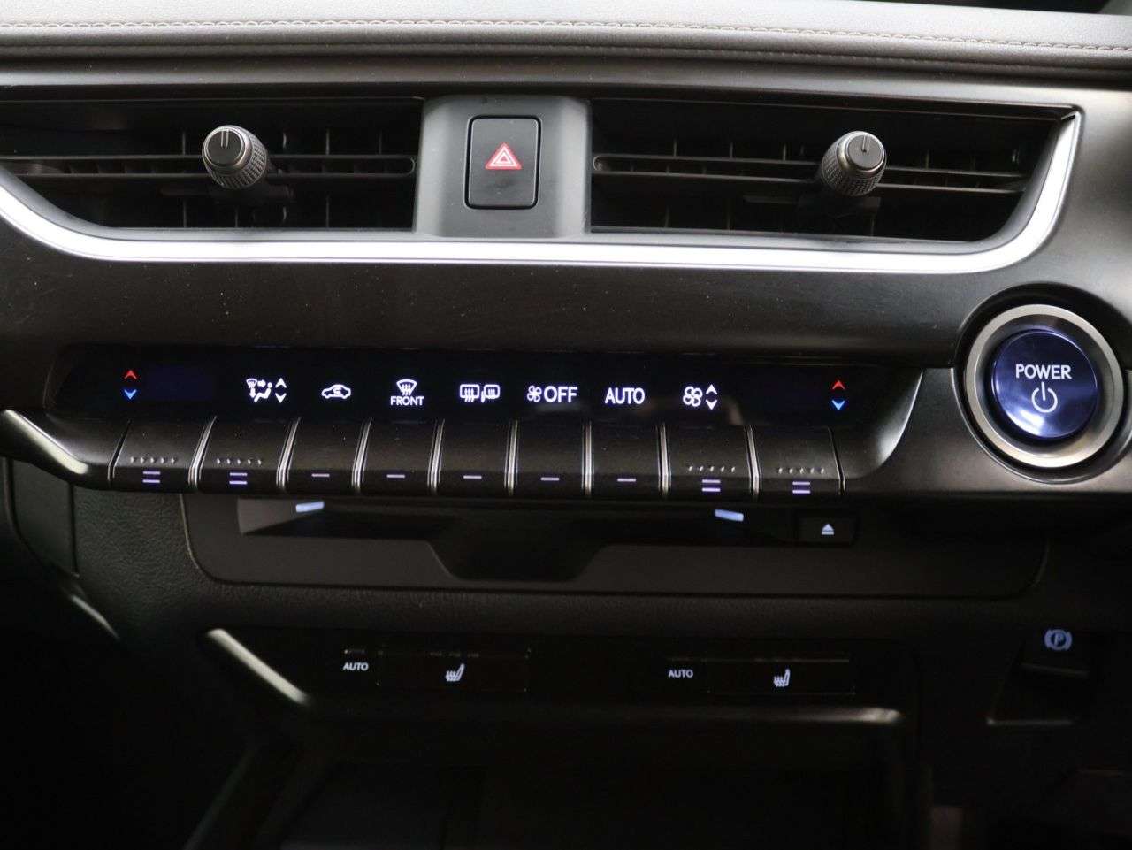 2021 LEXUS UX 2021 LEXUS UX