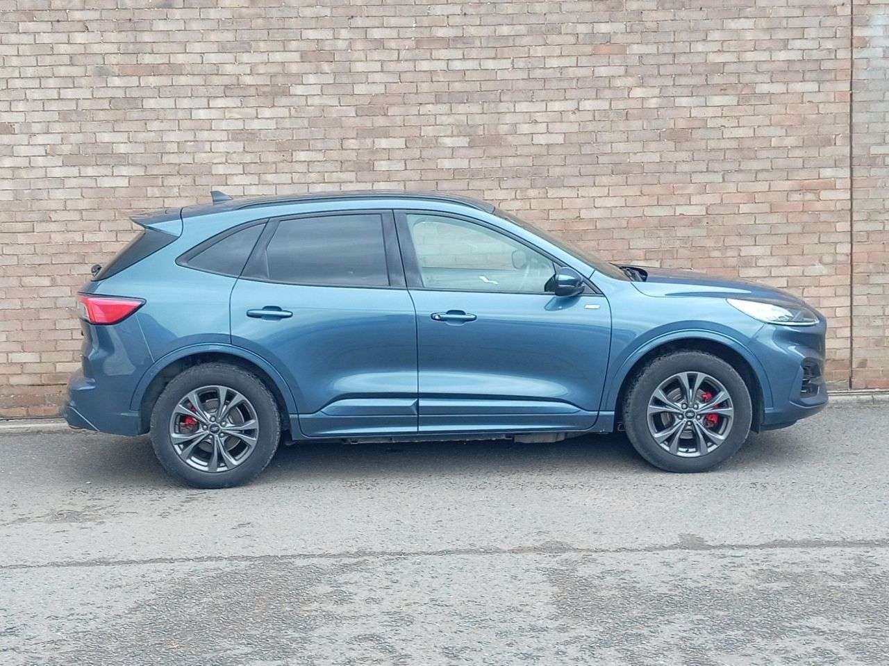 A 2022 FORD KUGA 2.5 EcoBoost Duratec 14.4kWh ST-Line SUV 5dr Petrol Plug-in Hybrid CVT Euro A 2022 FORD KUGA 2.5 EcoBoost Duratec 14.4kWh ST-Line SUV 5dr Petrol Plug-in Hybrid CVT Euro