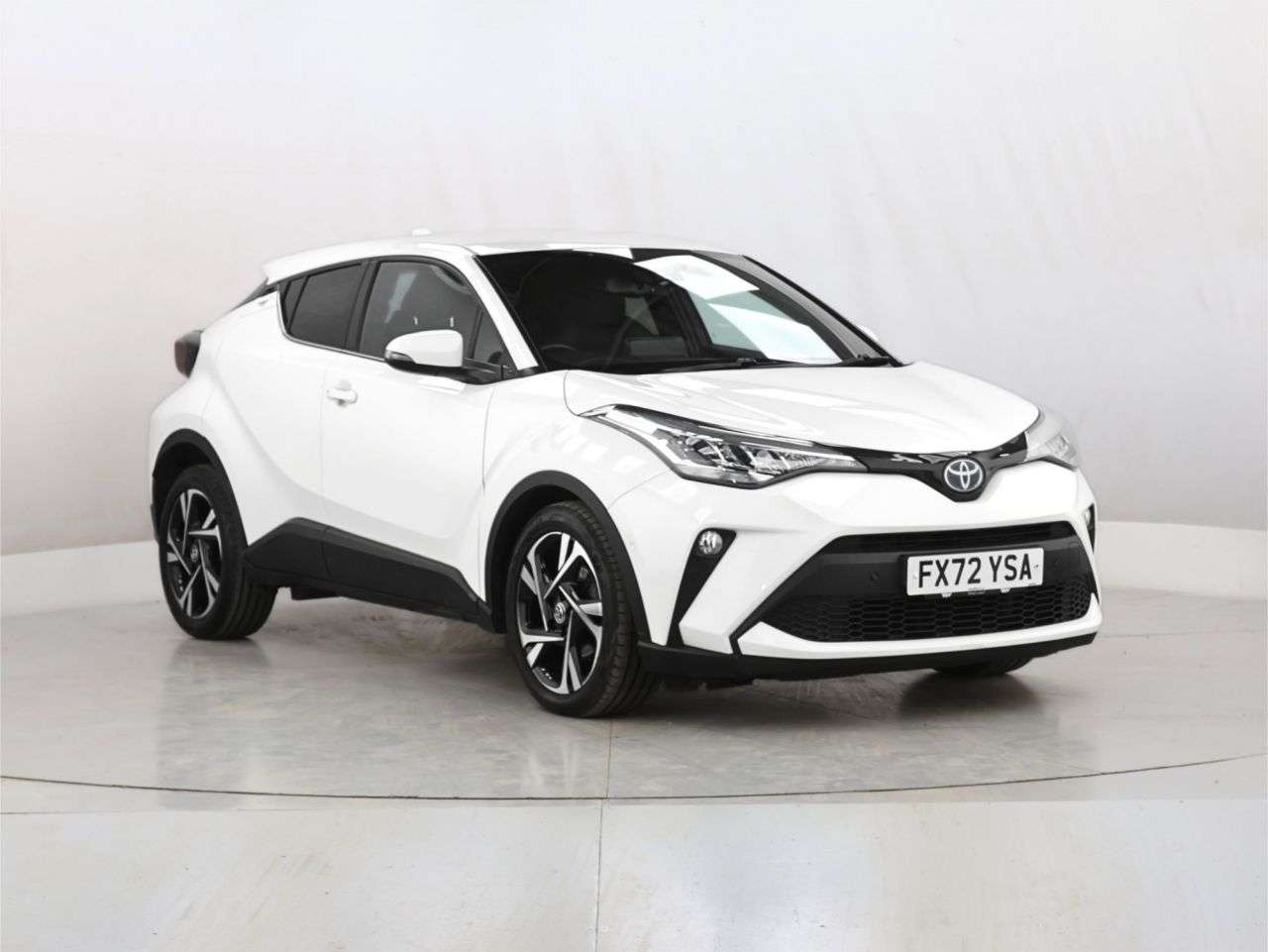 A 2022 TOYOTA C-HR 1.8 VVT-h GPF Design SUV 5dr Petrol Hybrid CVT Euro 6 (s/s) (122 ps) A 2022 TOYOTA C-HR 1.8 VVT-h GPF Design SUV 5dr Petrol Hybrid CVT Euro 6 (s/s) (122 ps)