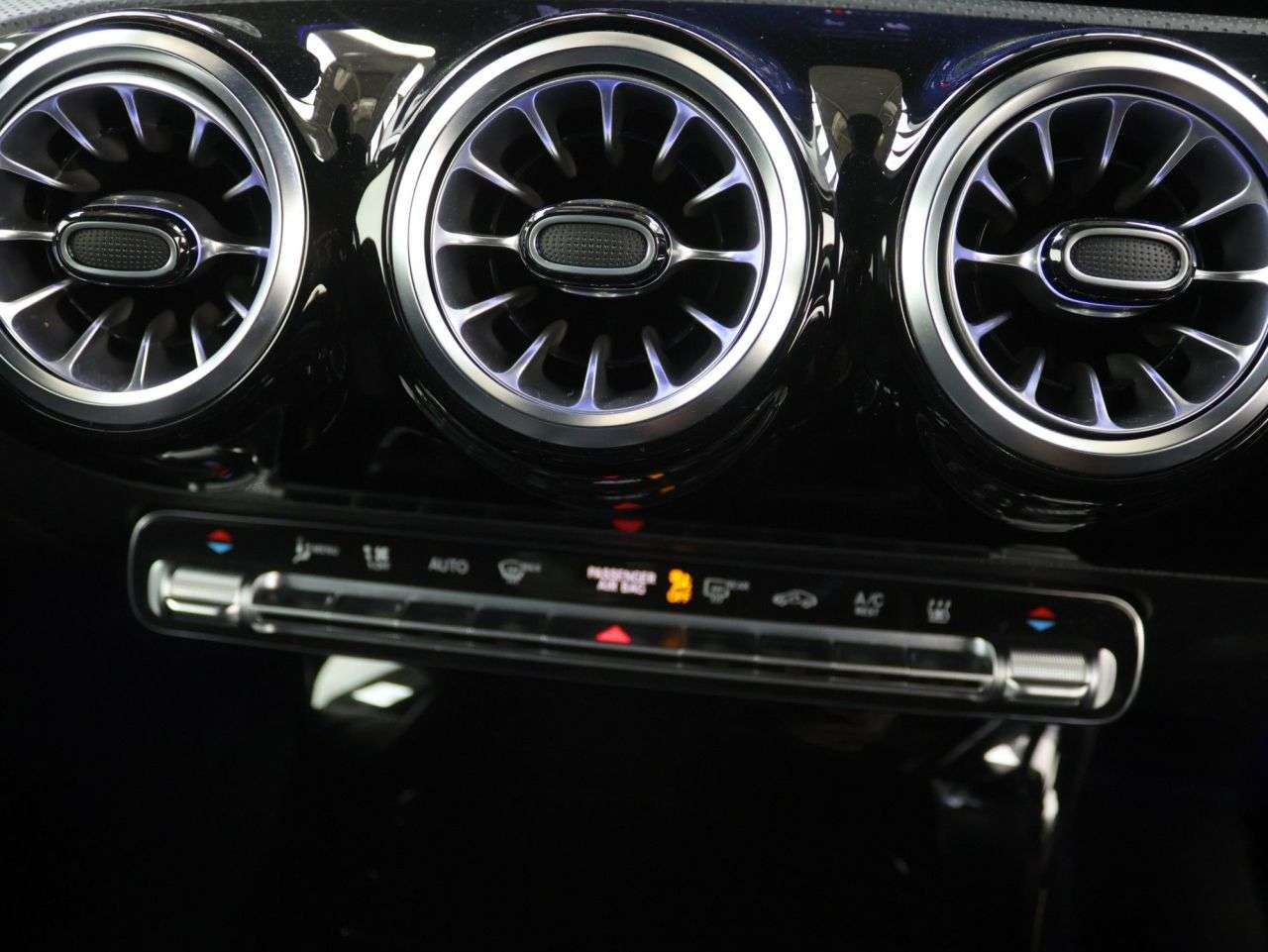 2022 MERCEDES-BENZ A CLASS 2022 MERCEDES-BENZ A CLASS